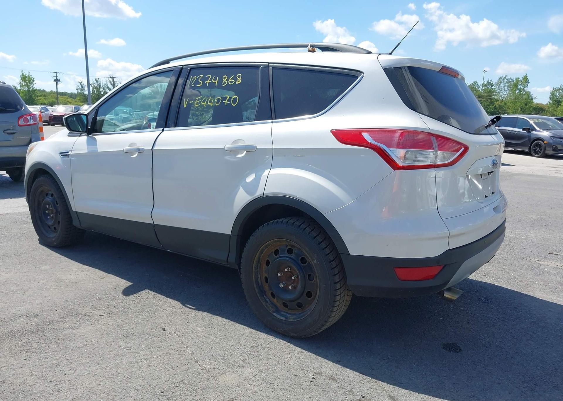 2014 FORD ESCAPE SE