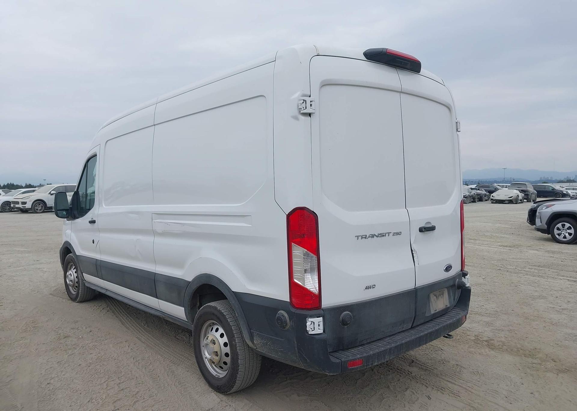 2024 FORD transit t-250