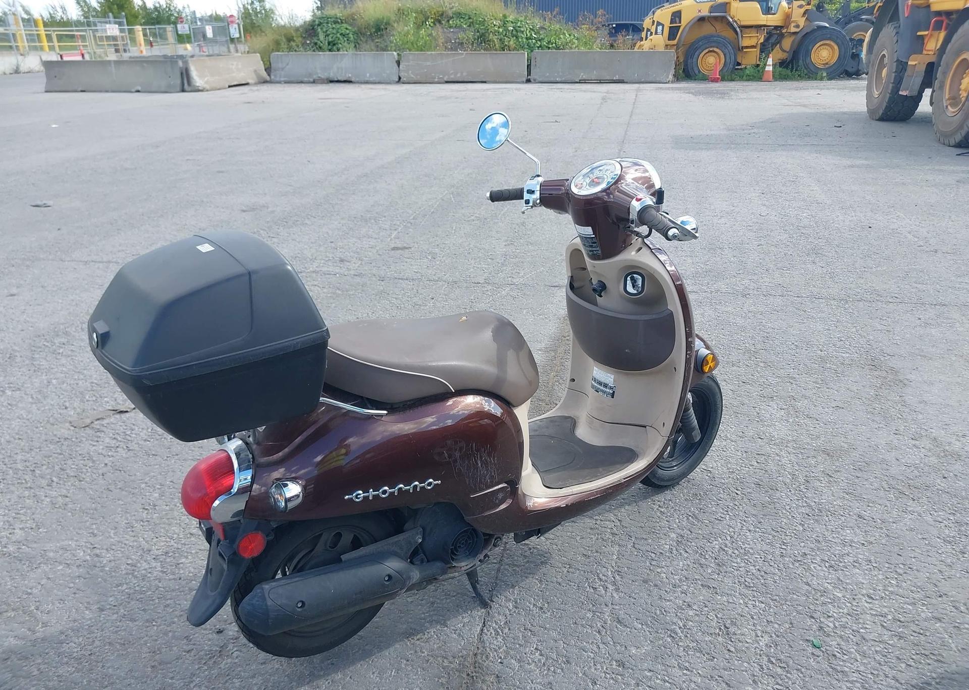 2013 HONDA NCH50