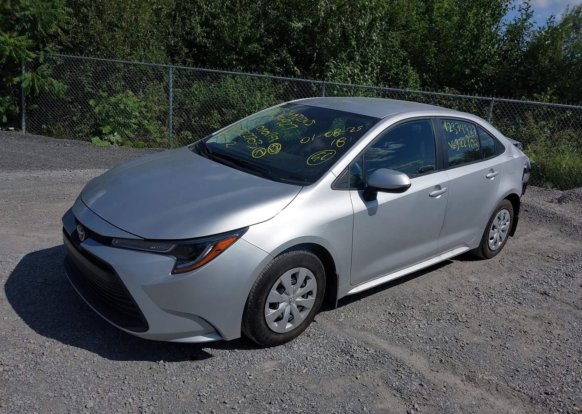 2025 TOYOTA COROLLA LE