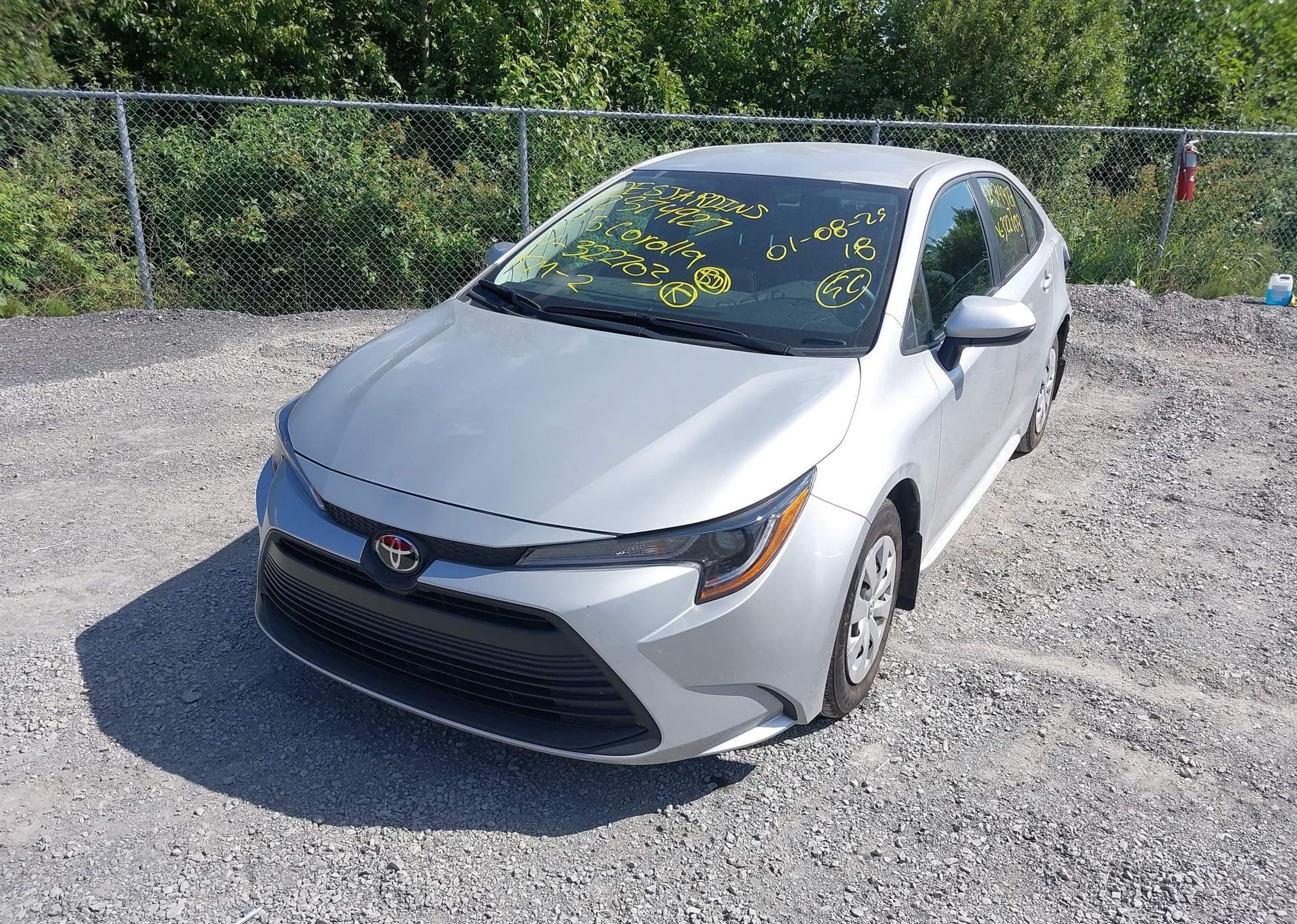 2025 TOYOTA COROLLA LE