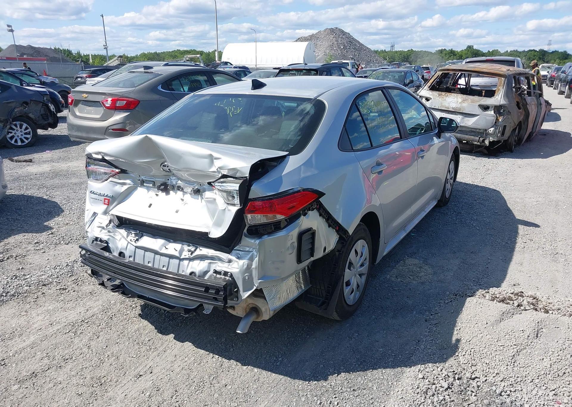 2025 TOYOTA COROLLA LE