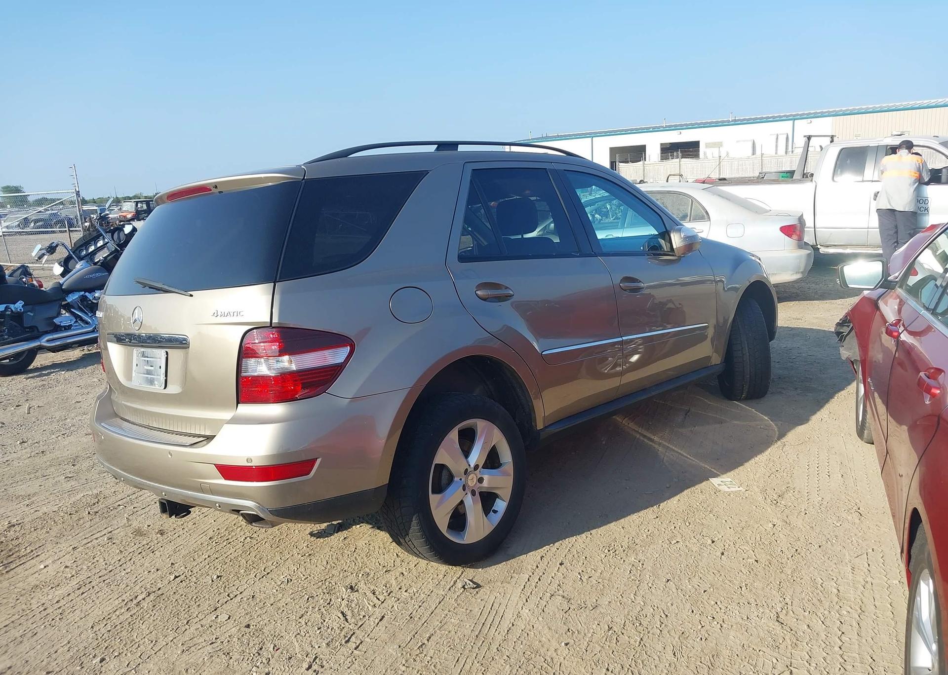 2009 MERCEDES-BENZ ML 350