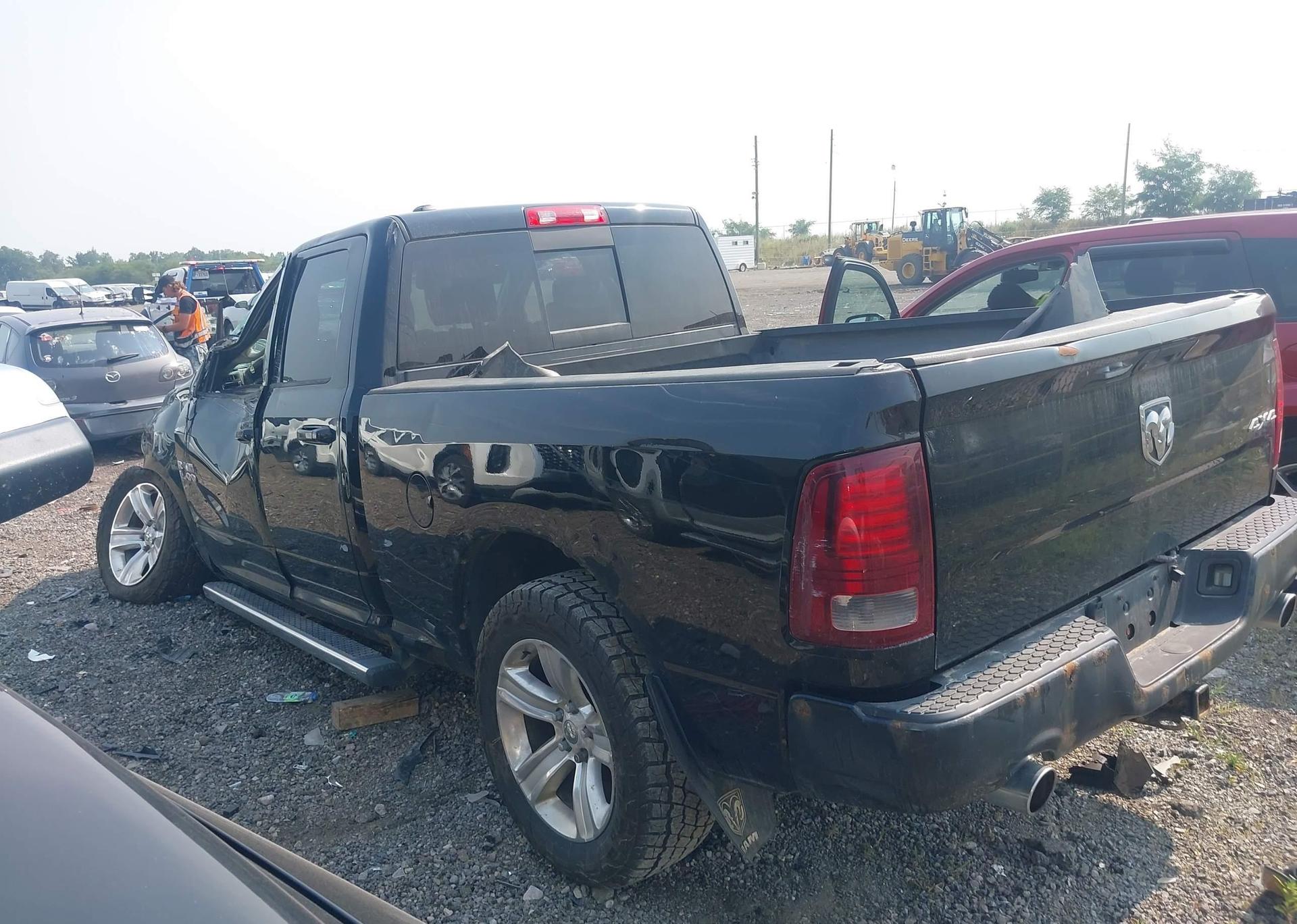 2015 RAM 1500 SPORT