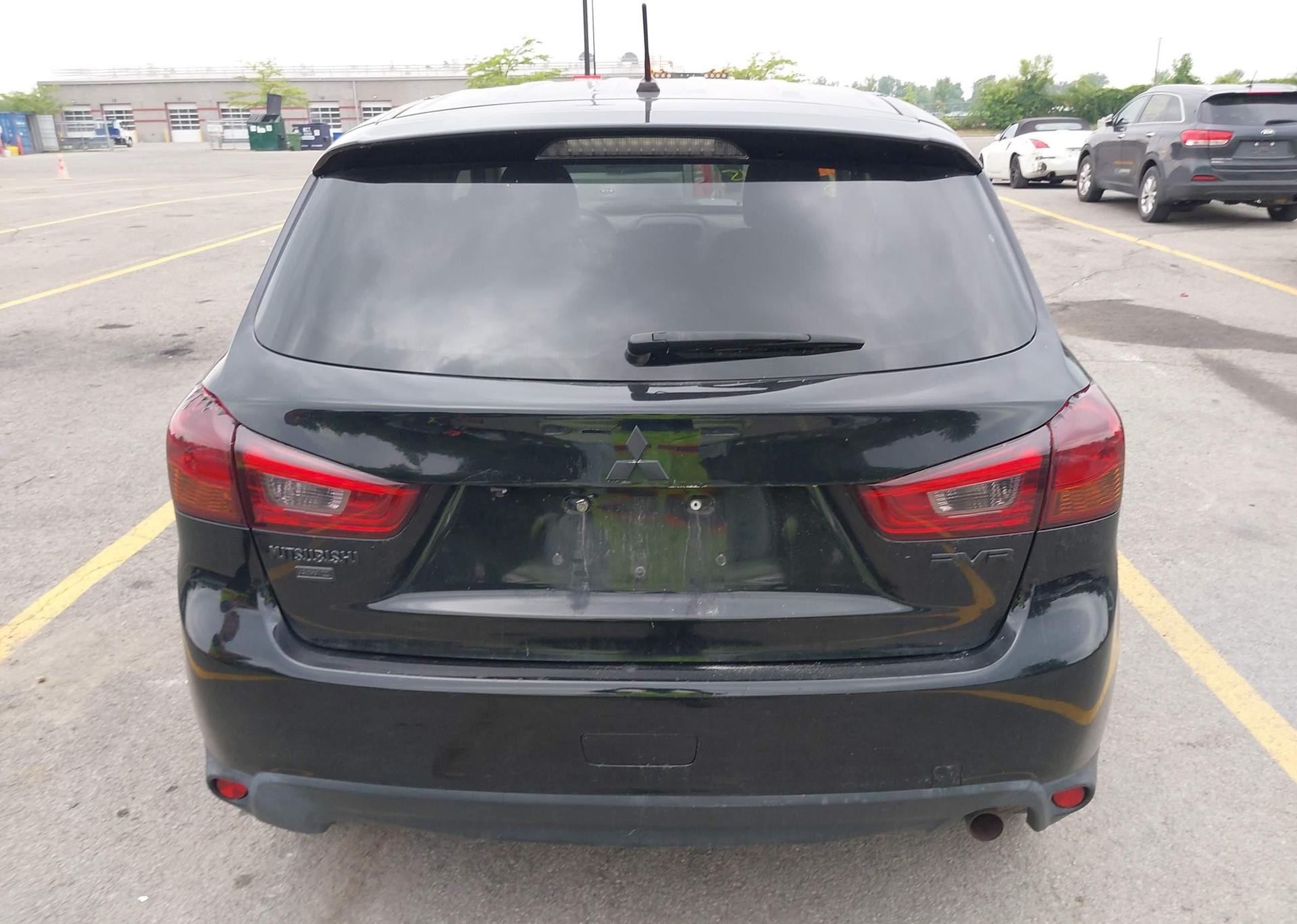 2016 MITSUBISHI RVR SE