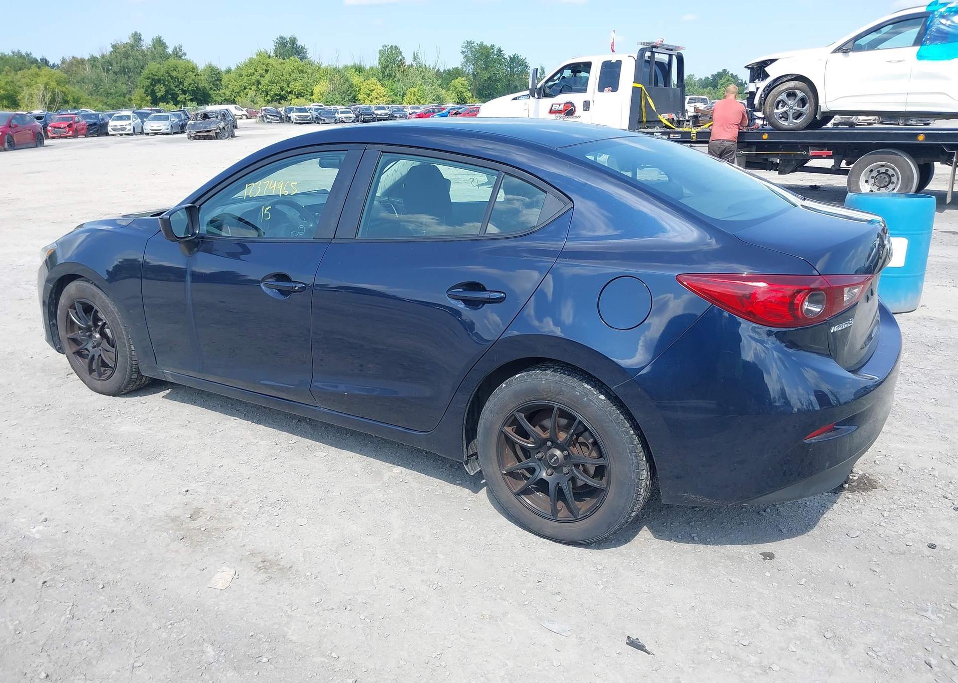2015 MAZDA 3 Sport
