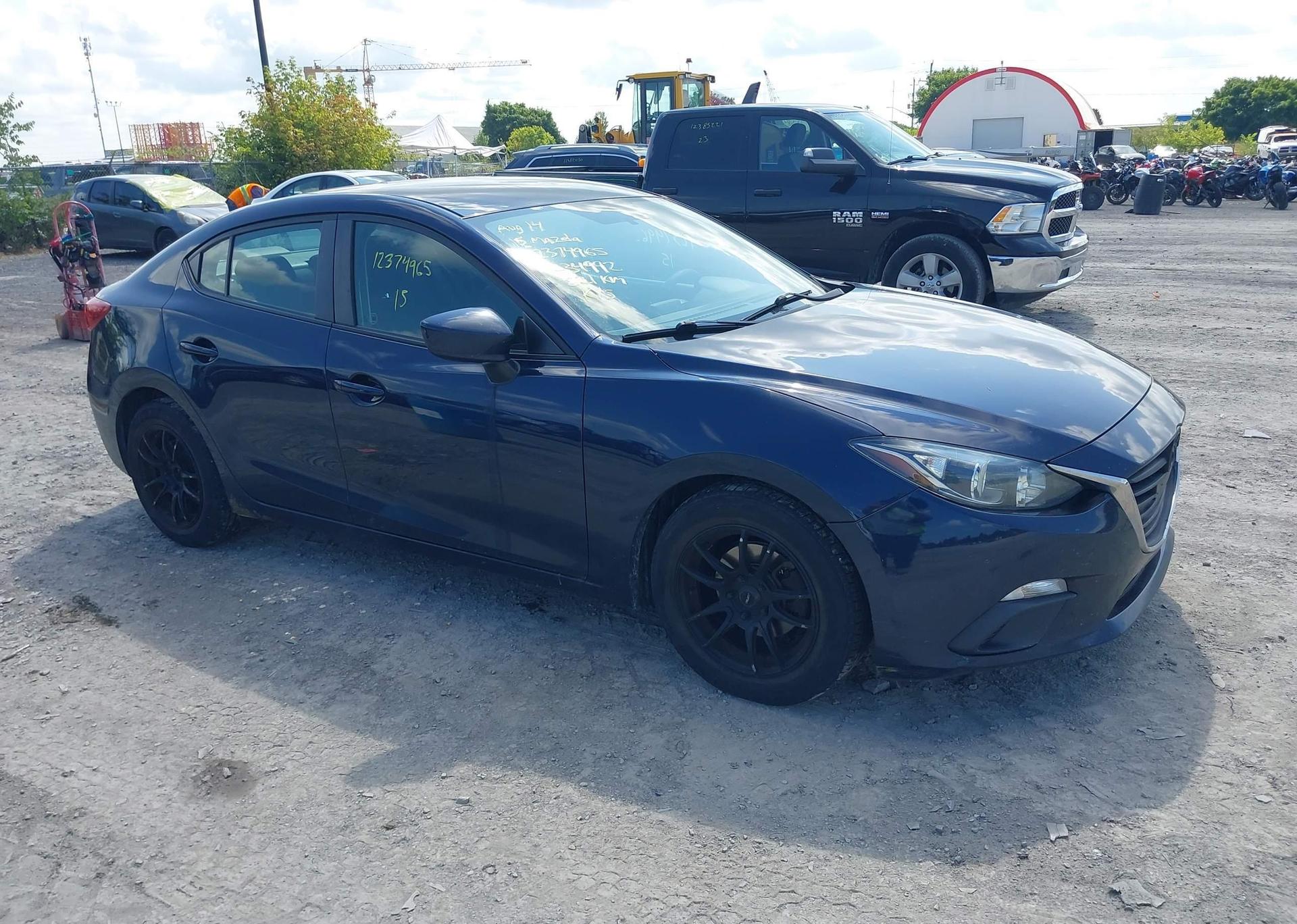 2015 MAZDA 3 Sport