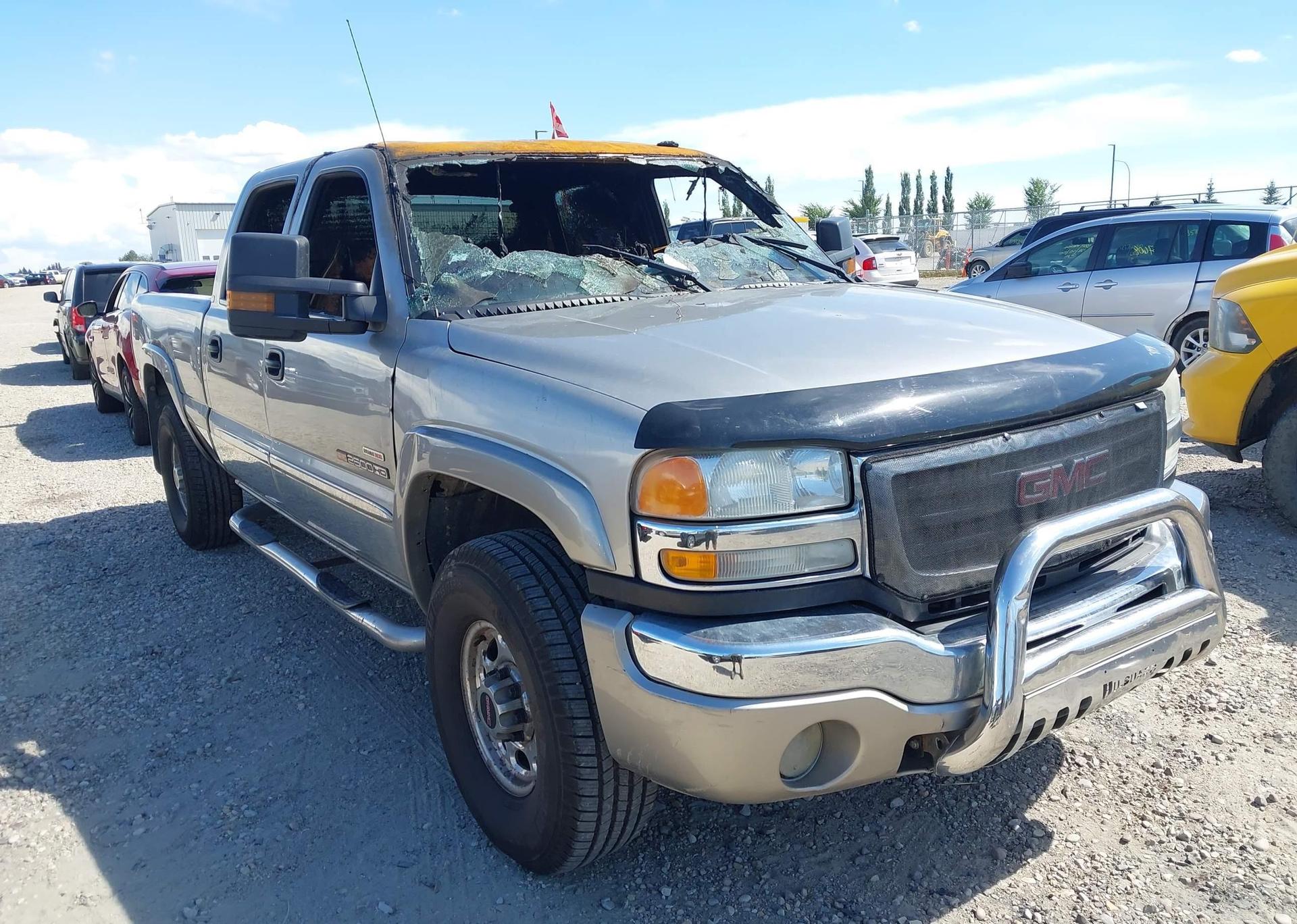 2003 GMC SIERRA 2500HD SL