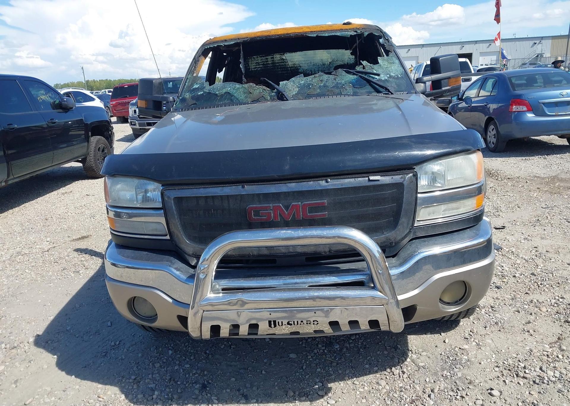 2003 GMC SIERRA 2500HD SL