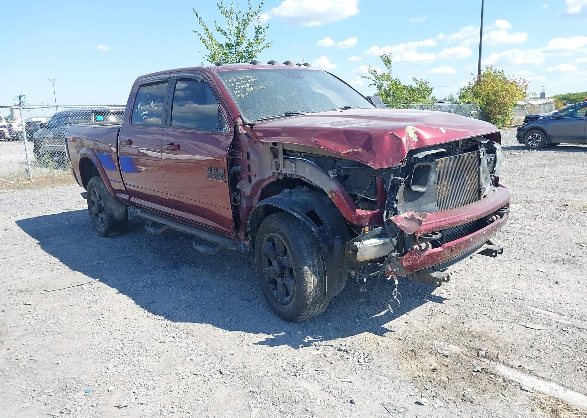 2016 RAM 3500 LARAMIE