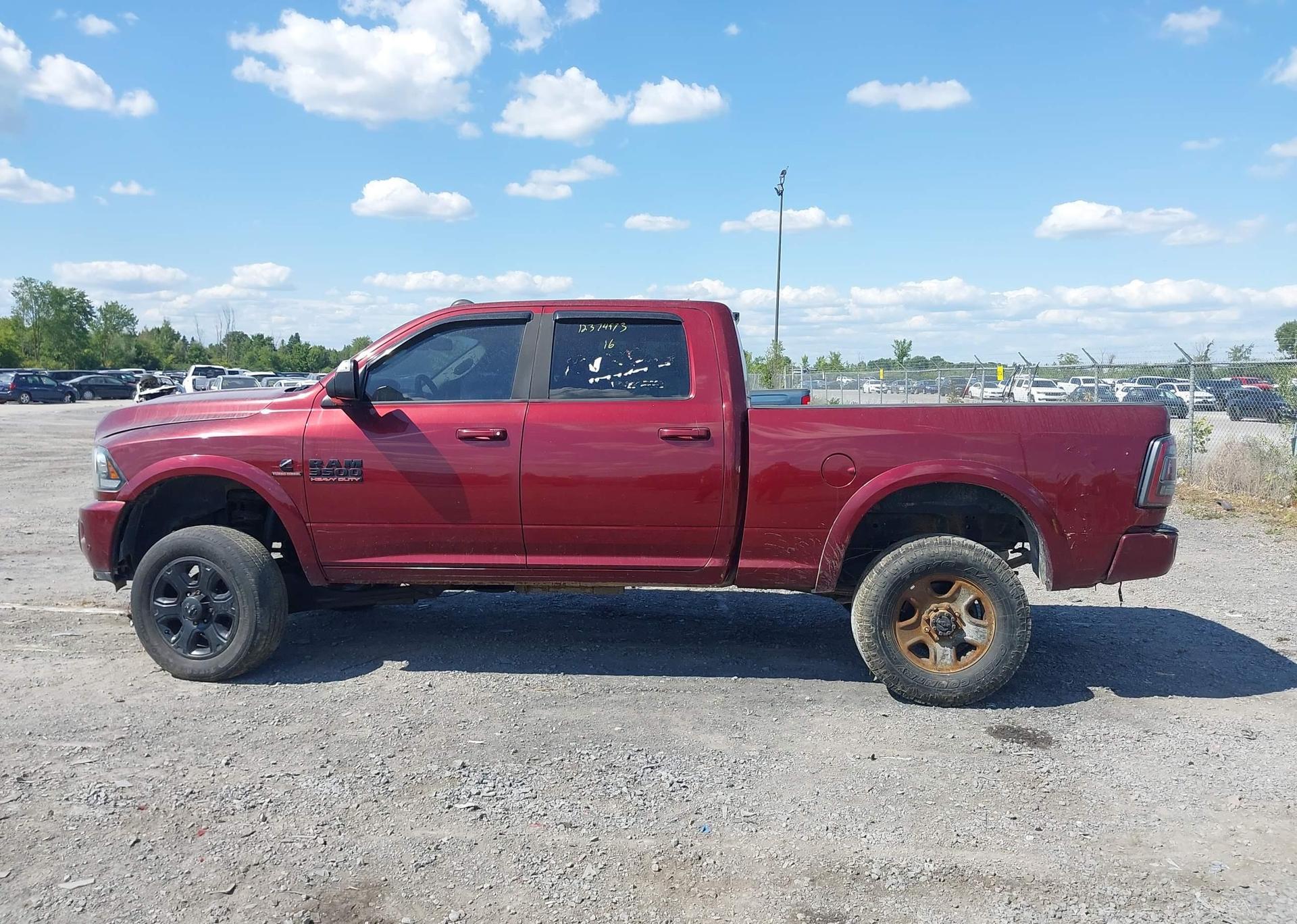 2016 RAM 3500 LARAMIE