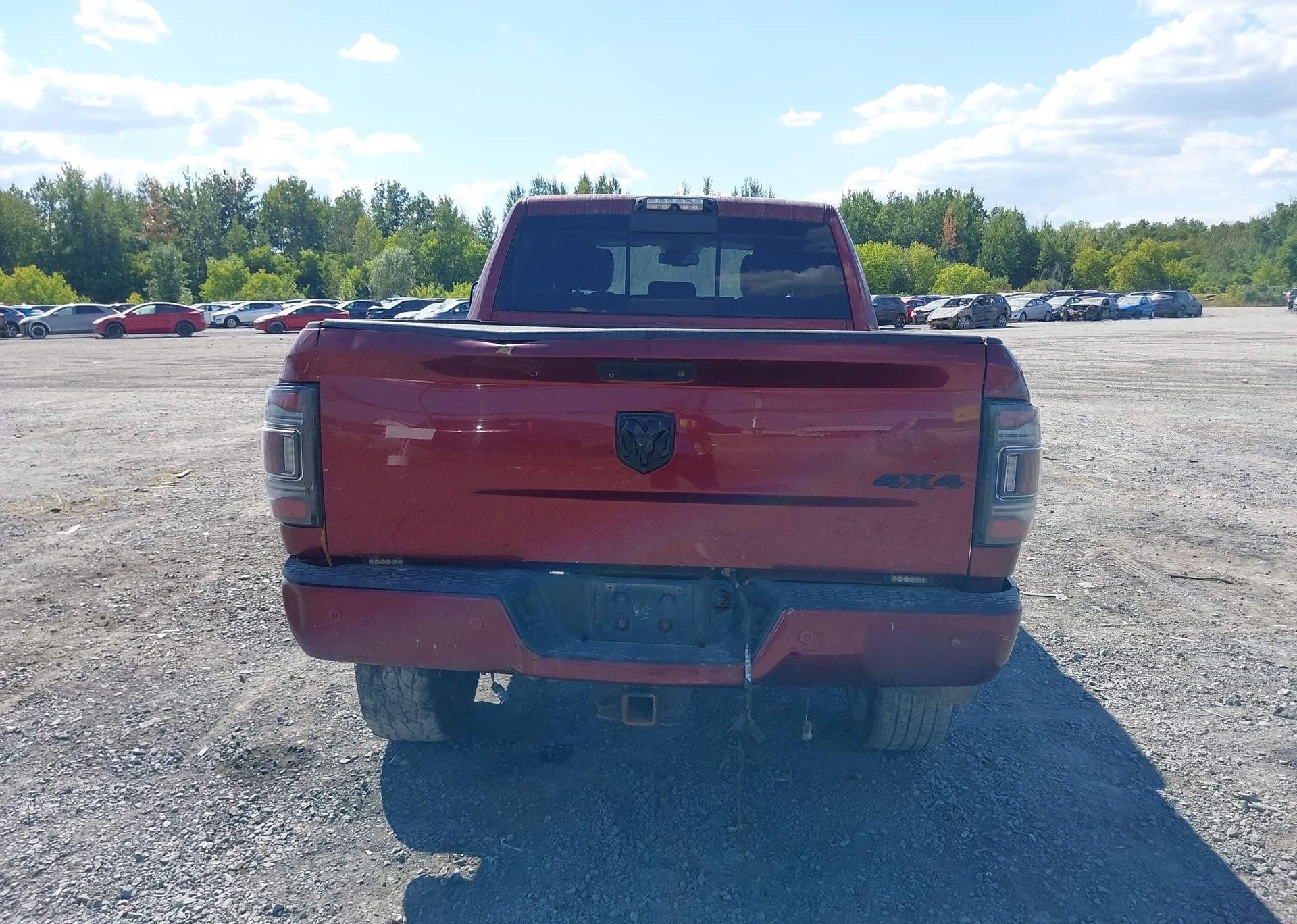 2016 RAM 3500 LARAMIE
