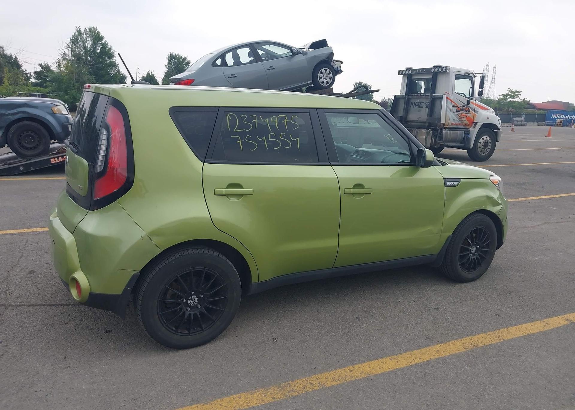 2015 KIA SOUL LX