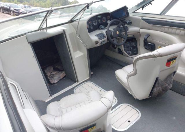 1995 BOAT 21 ft cuddy