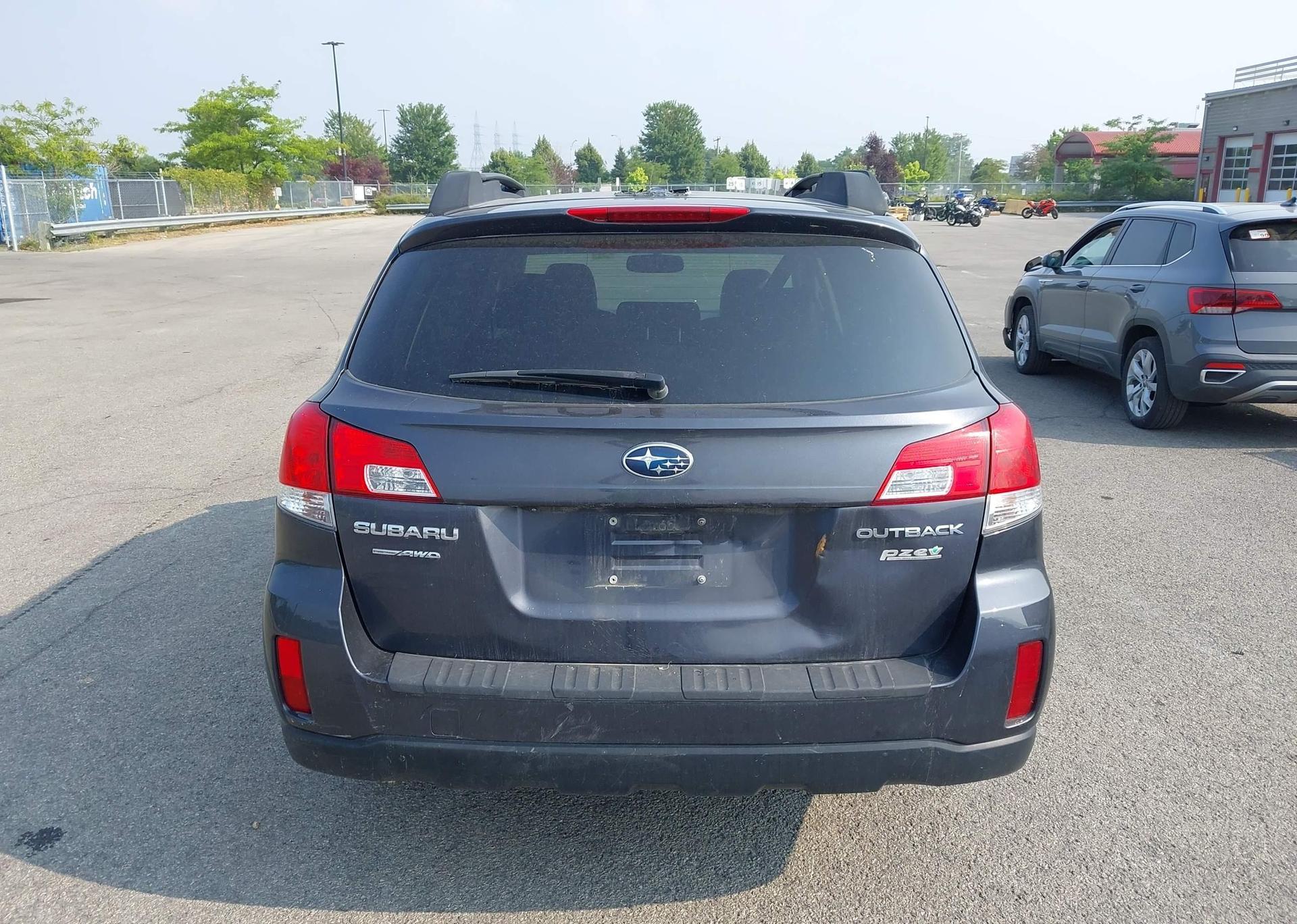 2012 SUBARU OUTBACK 2.5I LIMITED
