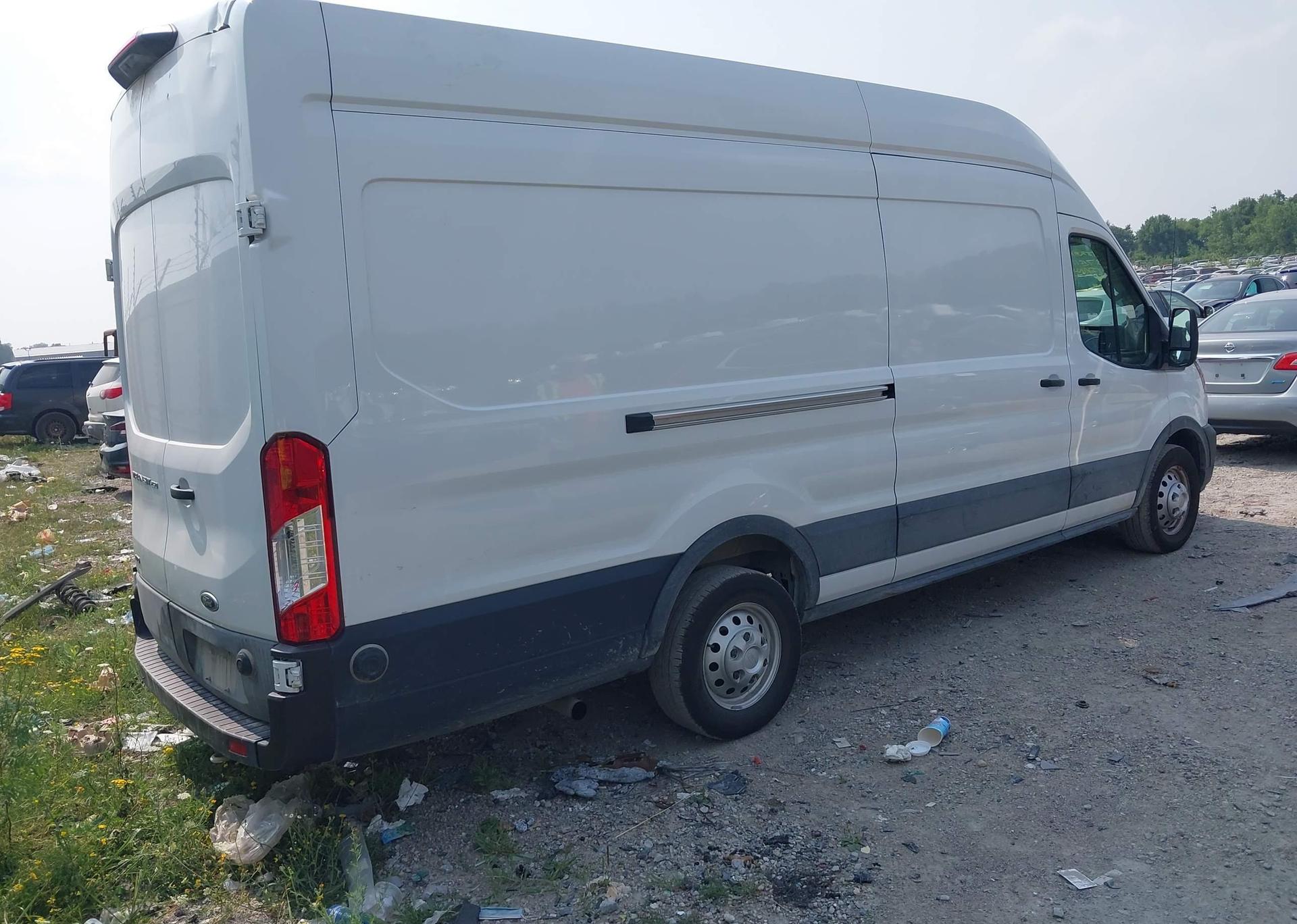 2024 FORD transit t-250