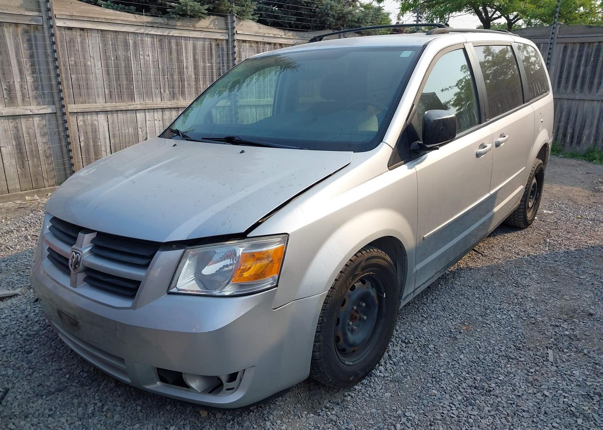 2010 DODGE GRAND CARAVAN SE
