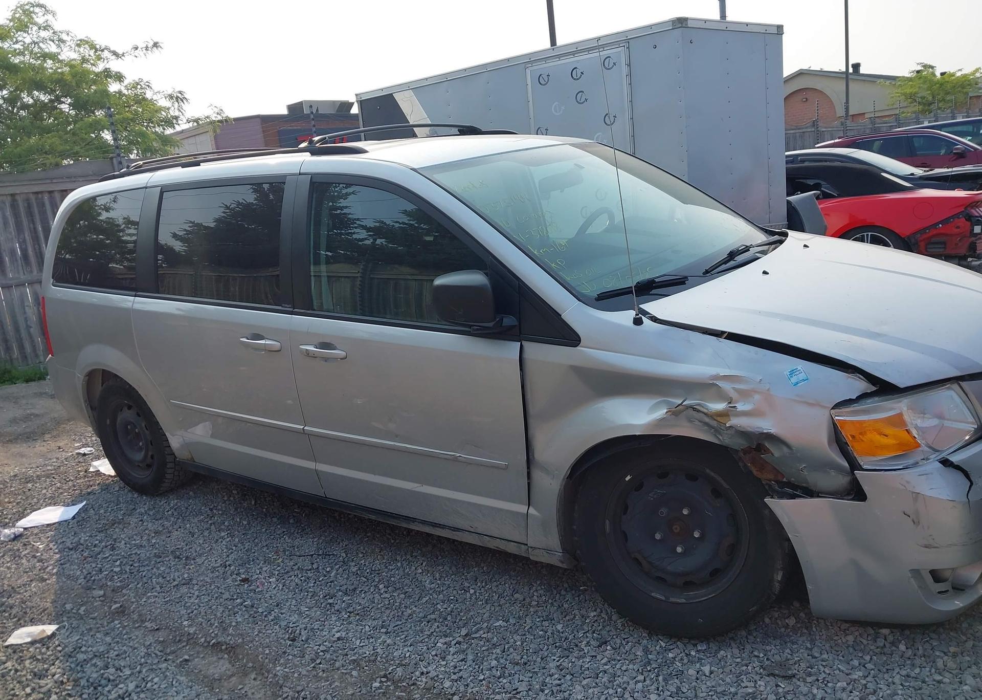 2010 DODGE GRAND CARAVAN SE