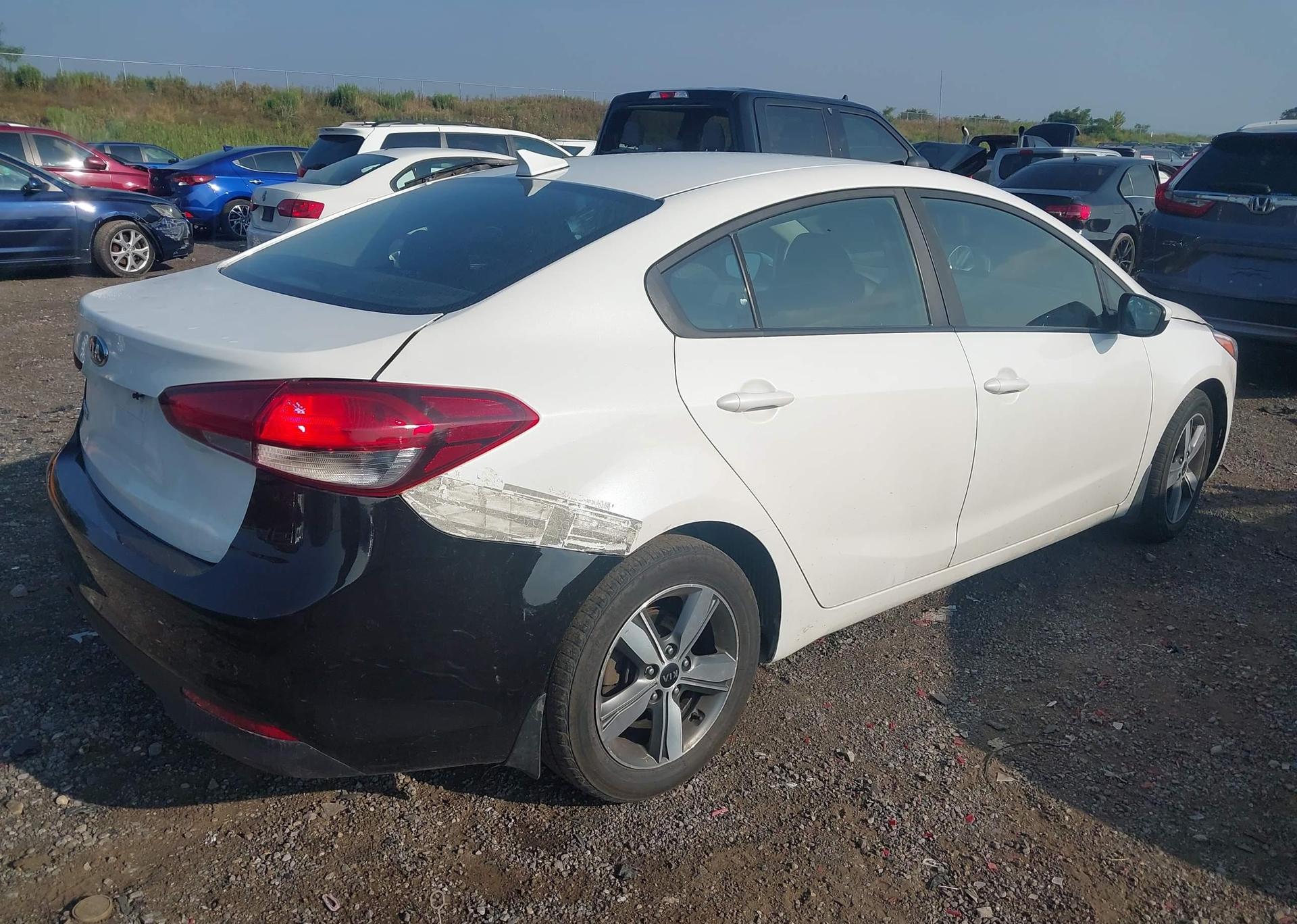 2018 KIA FORTE LX