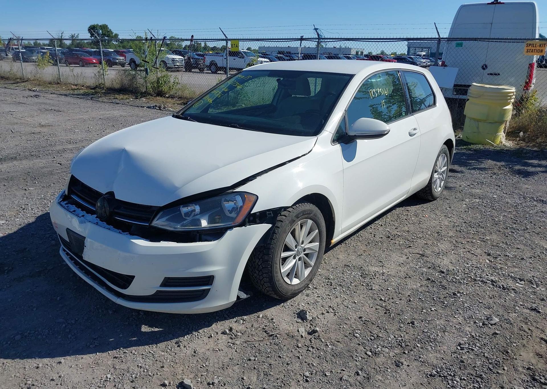 2015 VOLKSWAGEN GOLF 1.8 TSI TRENDLINE
