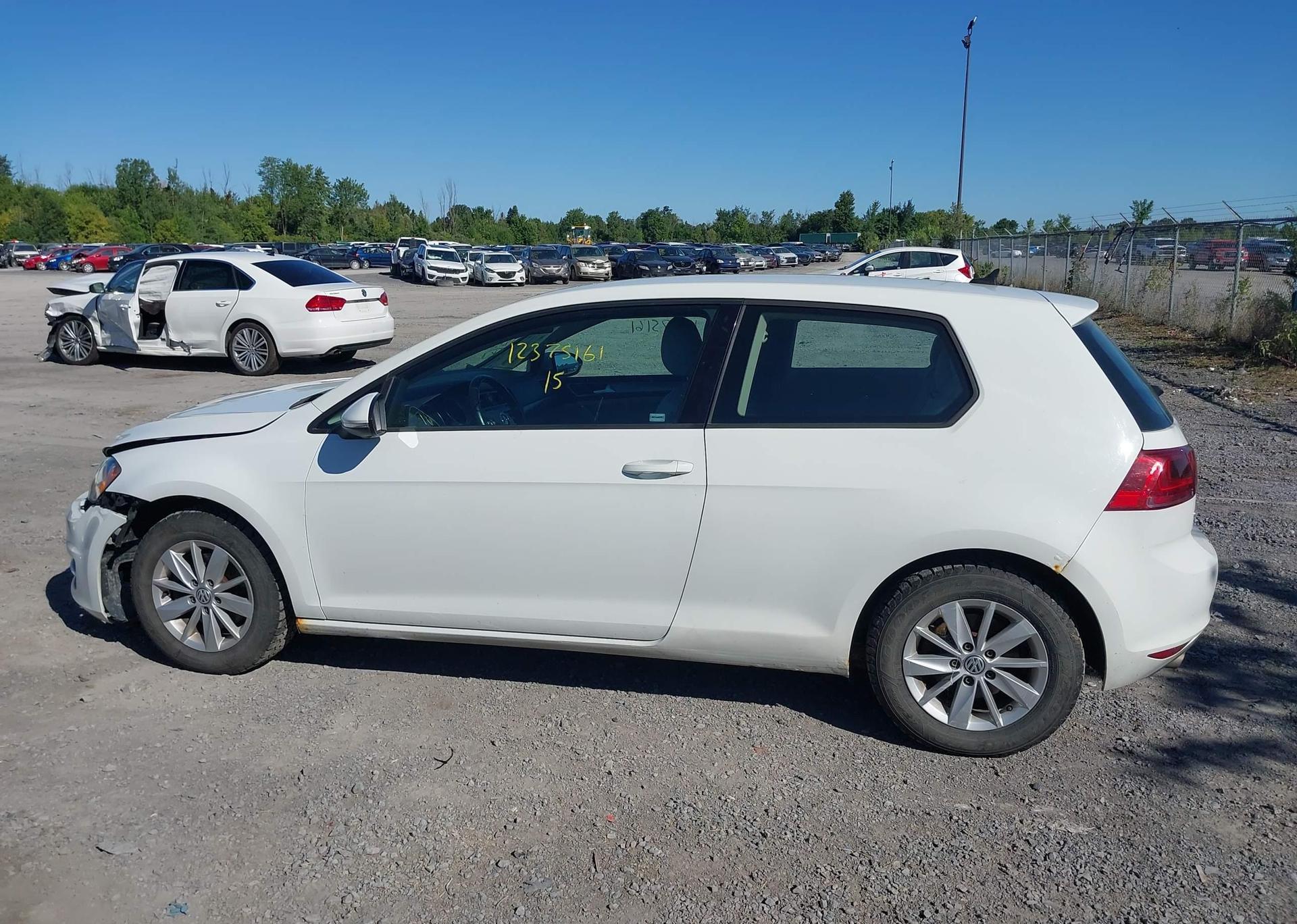2015 VOLKSWAGEN GOLF 1.8 TSI TRENDLINE