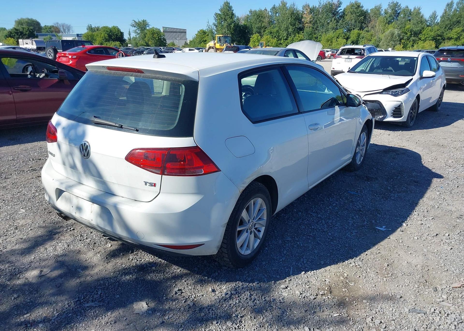 2015 VOLKSWAGEN GOLF 1.8 TSI TRENDLINE