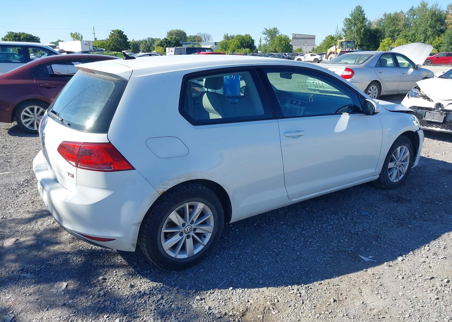 2015 VOLKSWAGEN GOLF 1.8 TSI TRENDLINE