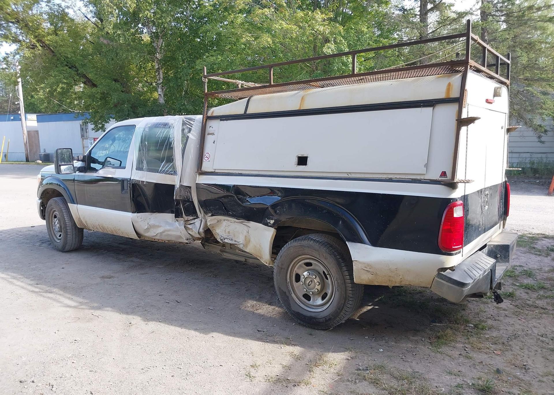 2016 FORD F-350 XL