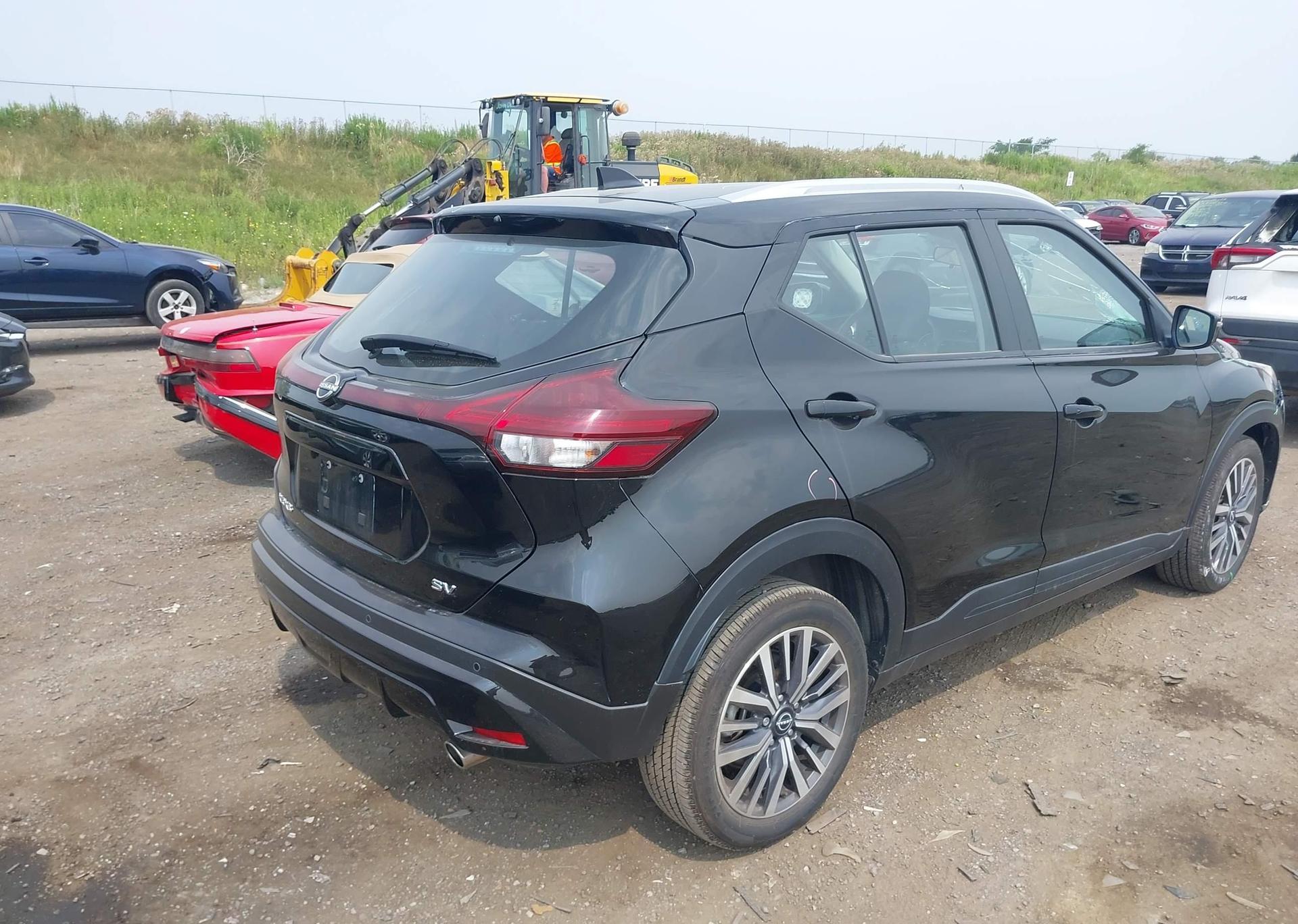 2022 NISSAN KICKS SV