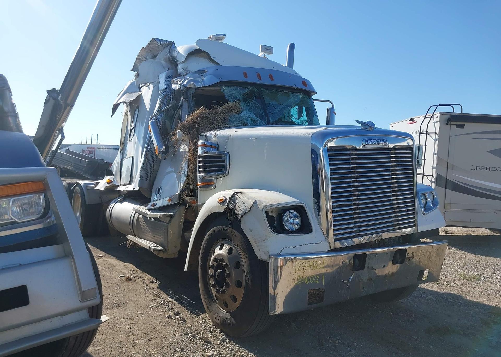 2018 FREIGHTLINER 122SD
