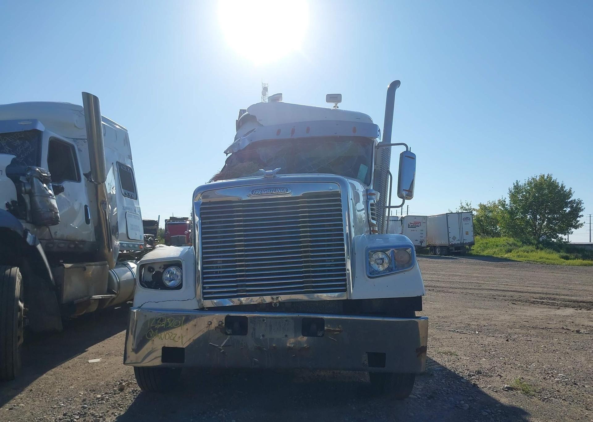 2018 FREIGHTLINER 122SD