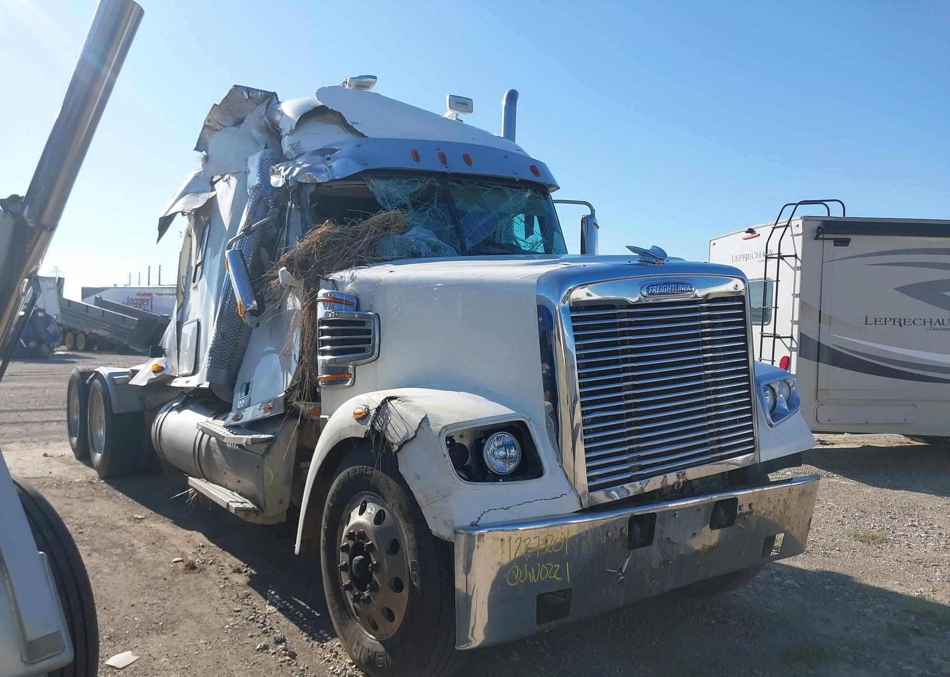 2018 FREIGHTLINER 122SD