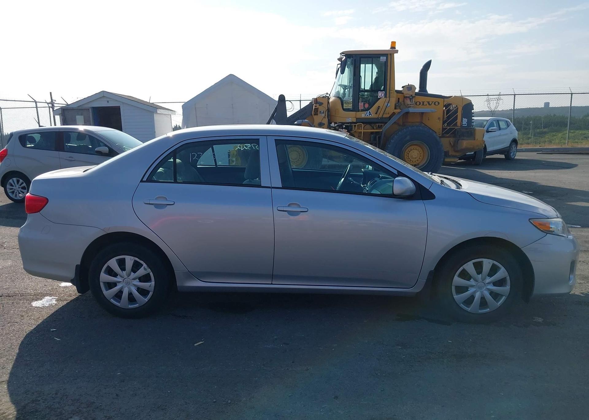 2013 TOYOTA COROLLA S