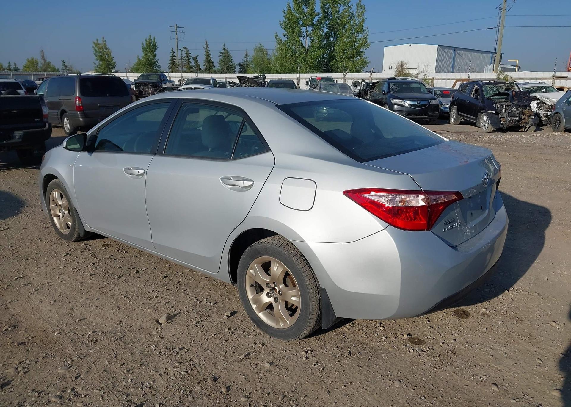 2018 TOYOTA COROLLA LE