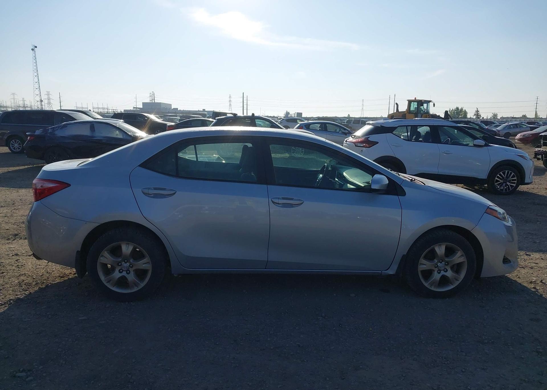 2018 TOYOTA COROLLA LE