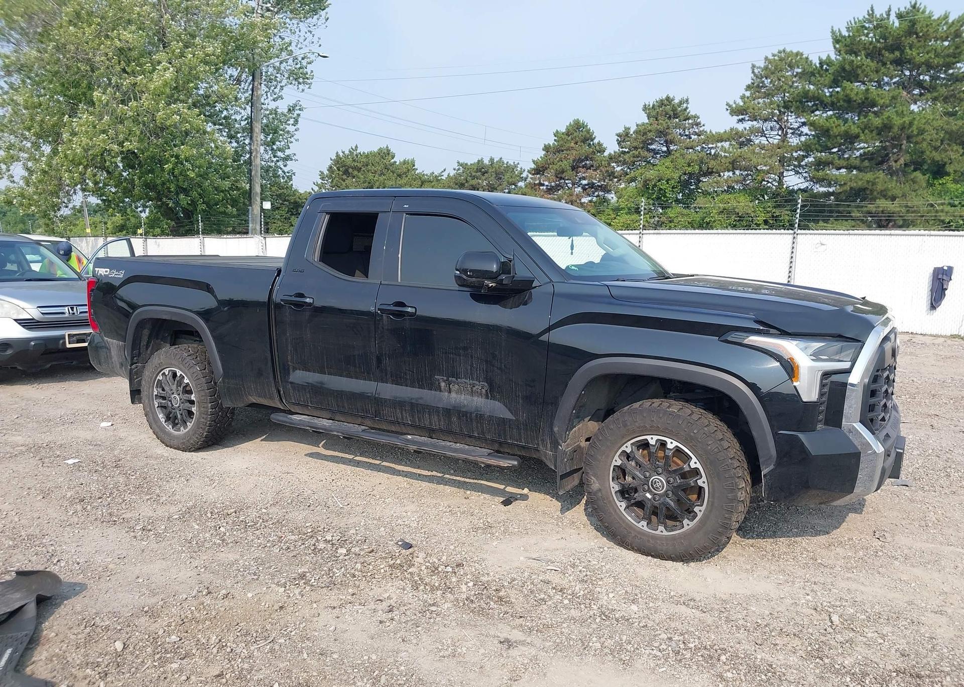 2022 TOYOTA TUNDRA DOUBLE CAB SR