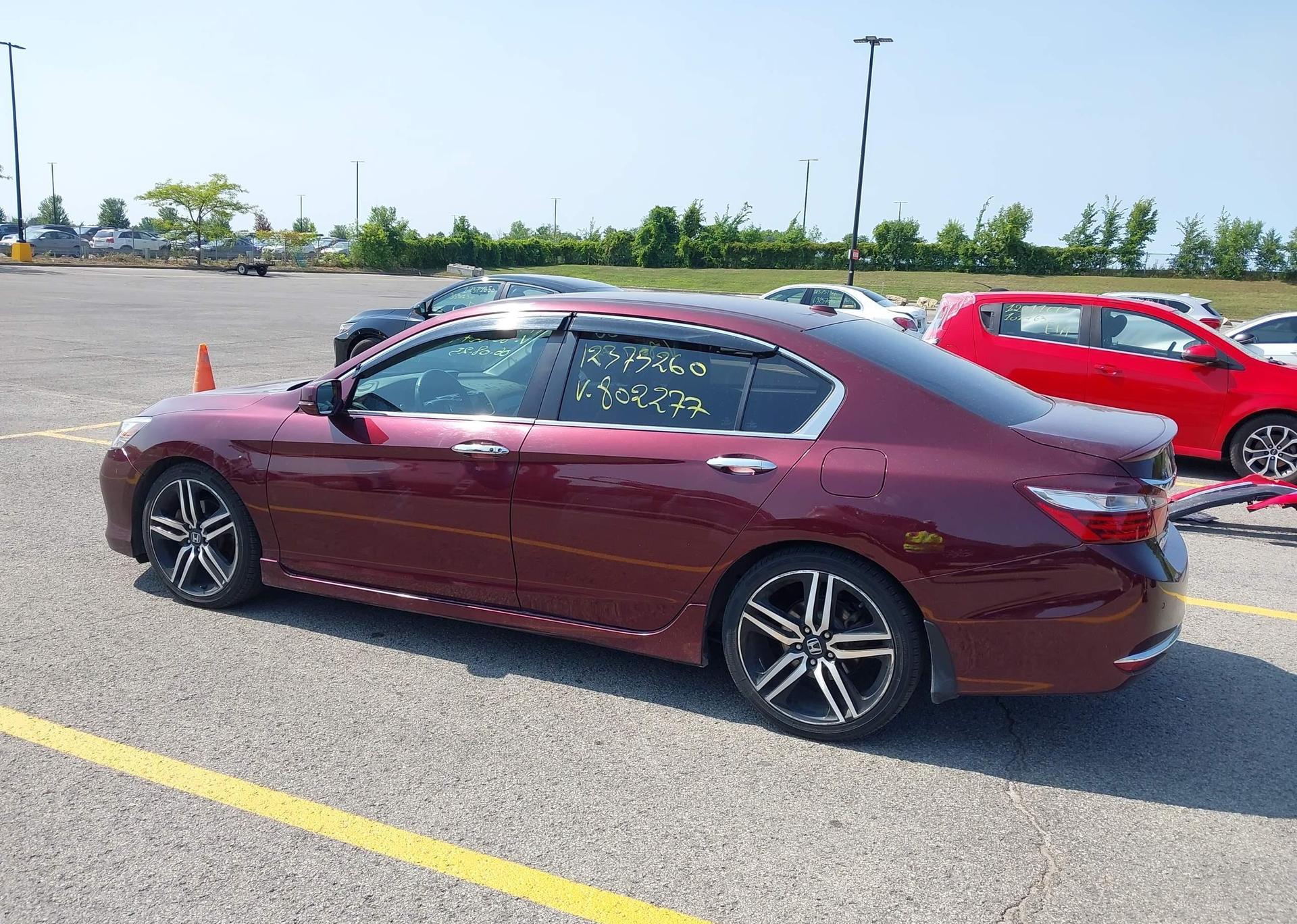 2017 HONDA ACCORD