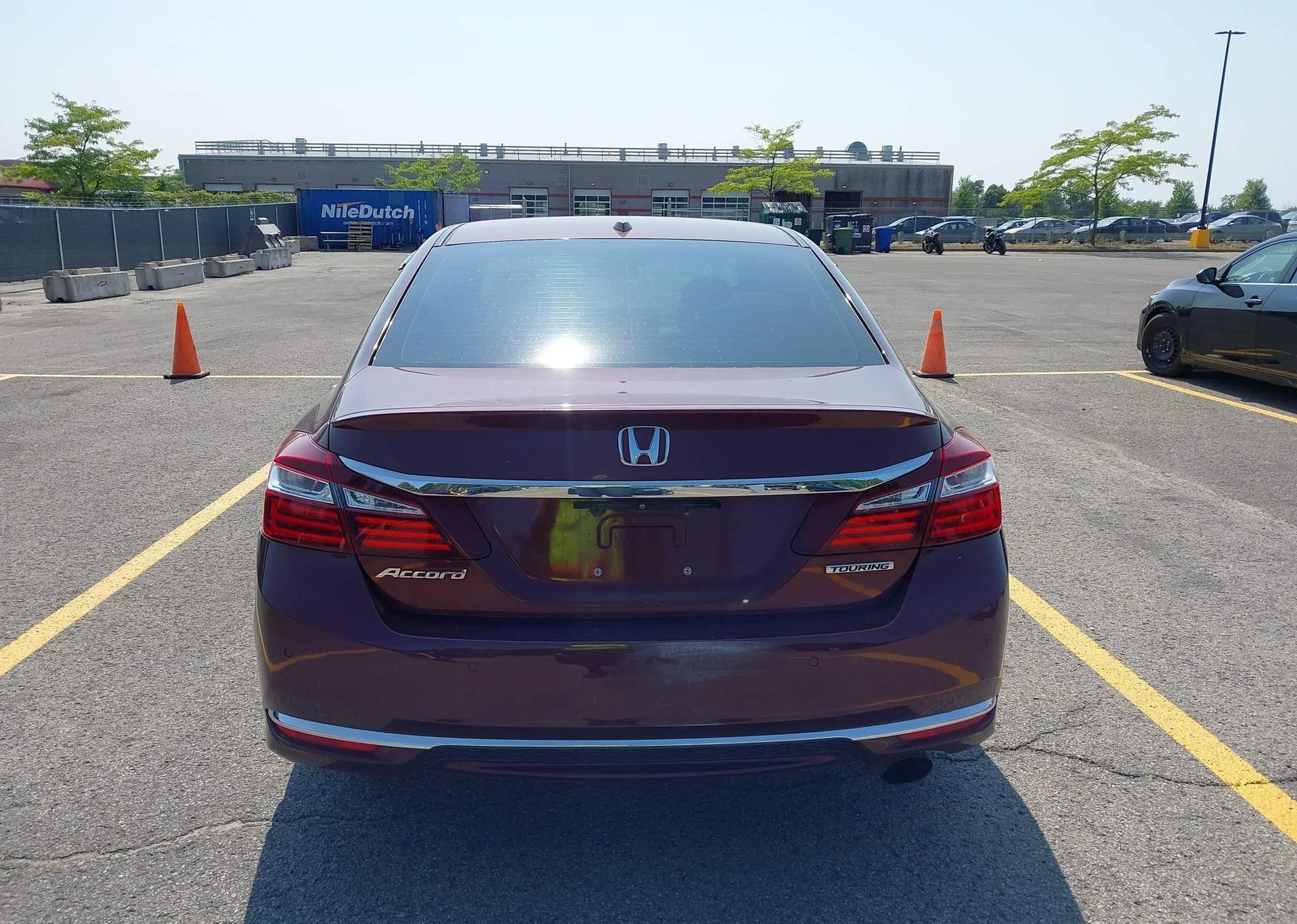 2017 HONDA ACCORD