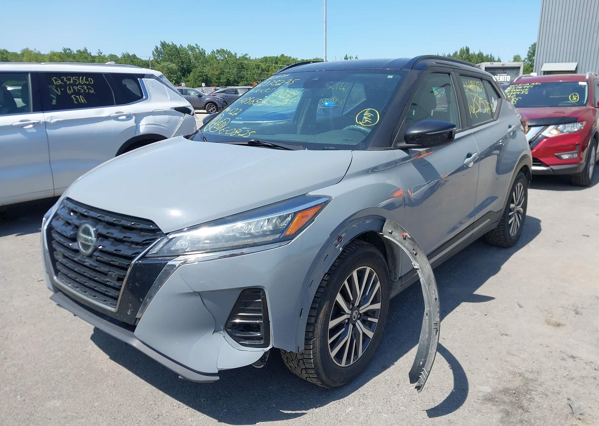 2021 NISSAN KICKS SR