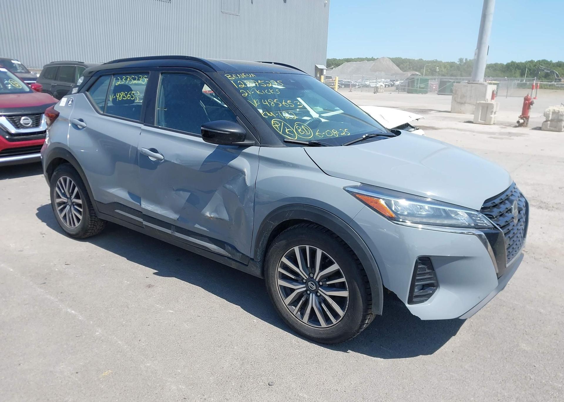 2021 NISSAN KICKS SR