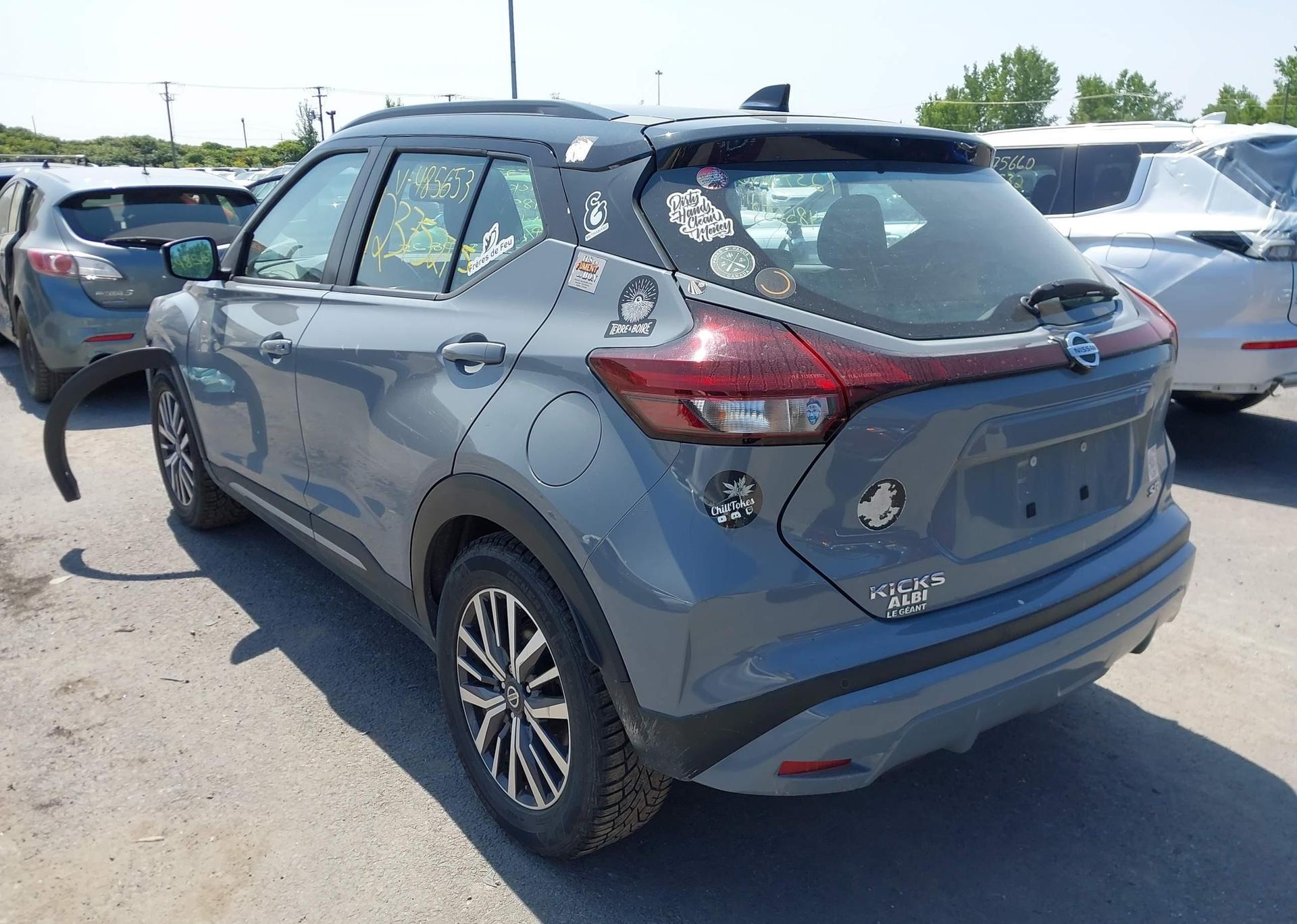 2021 NISSAN KICKS SR