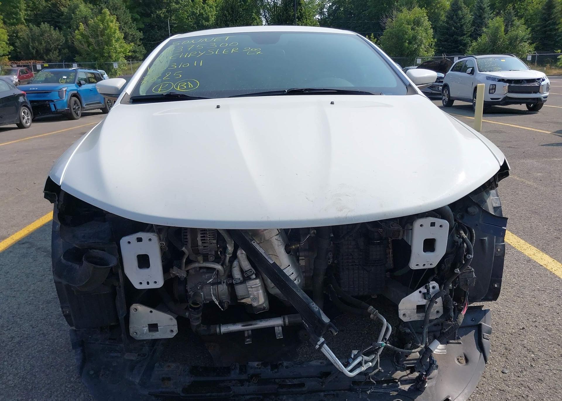 2015 CHRYSLER 200 LX