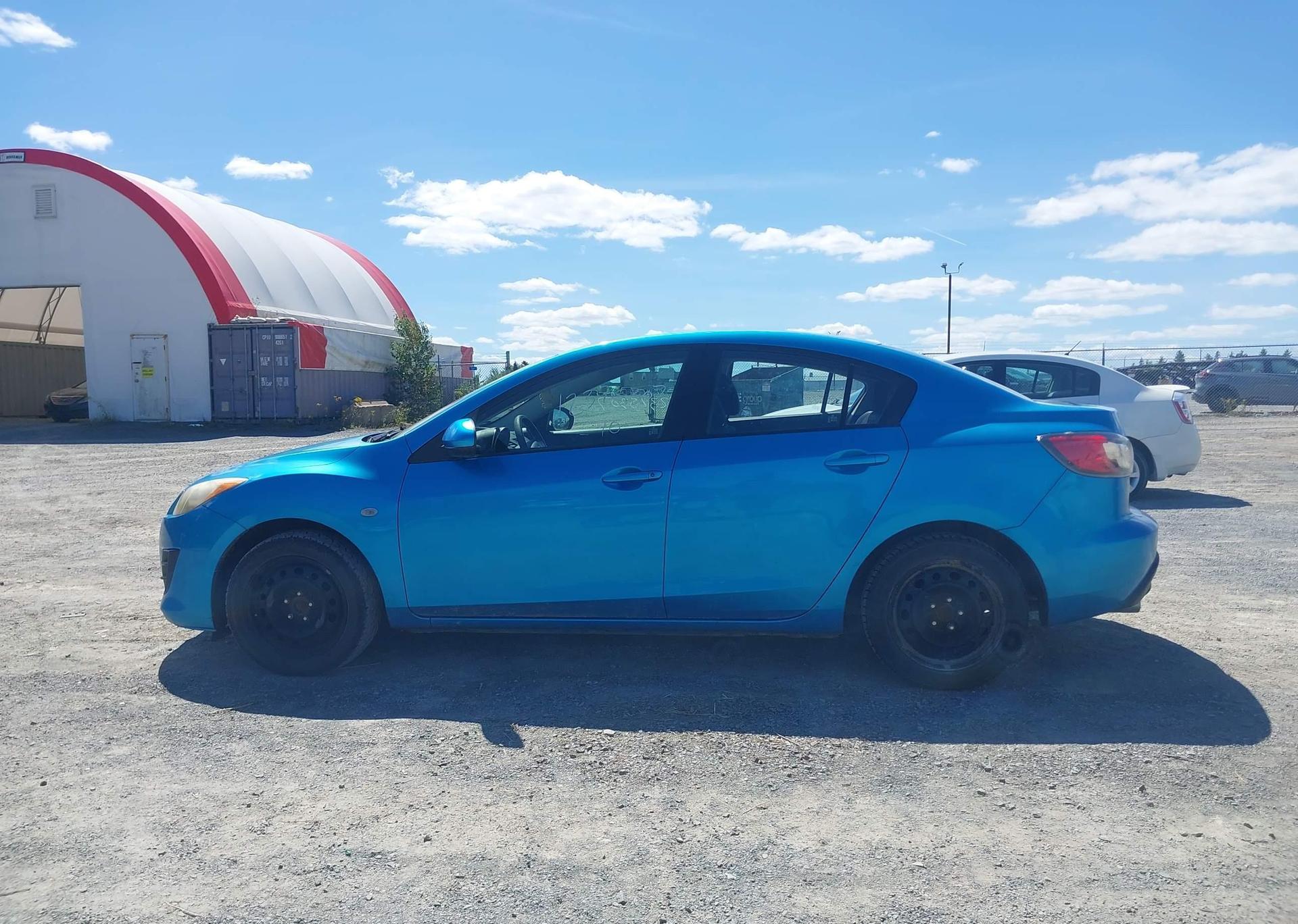 2010 MAZDA MAZDA3 GS