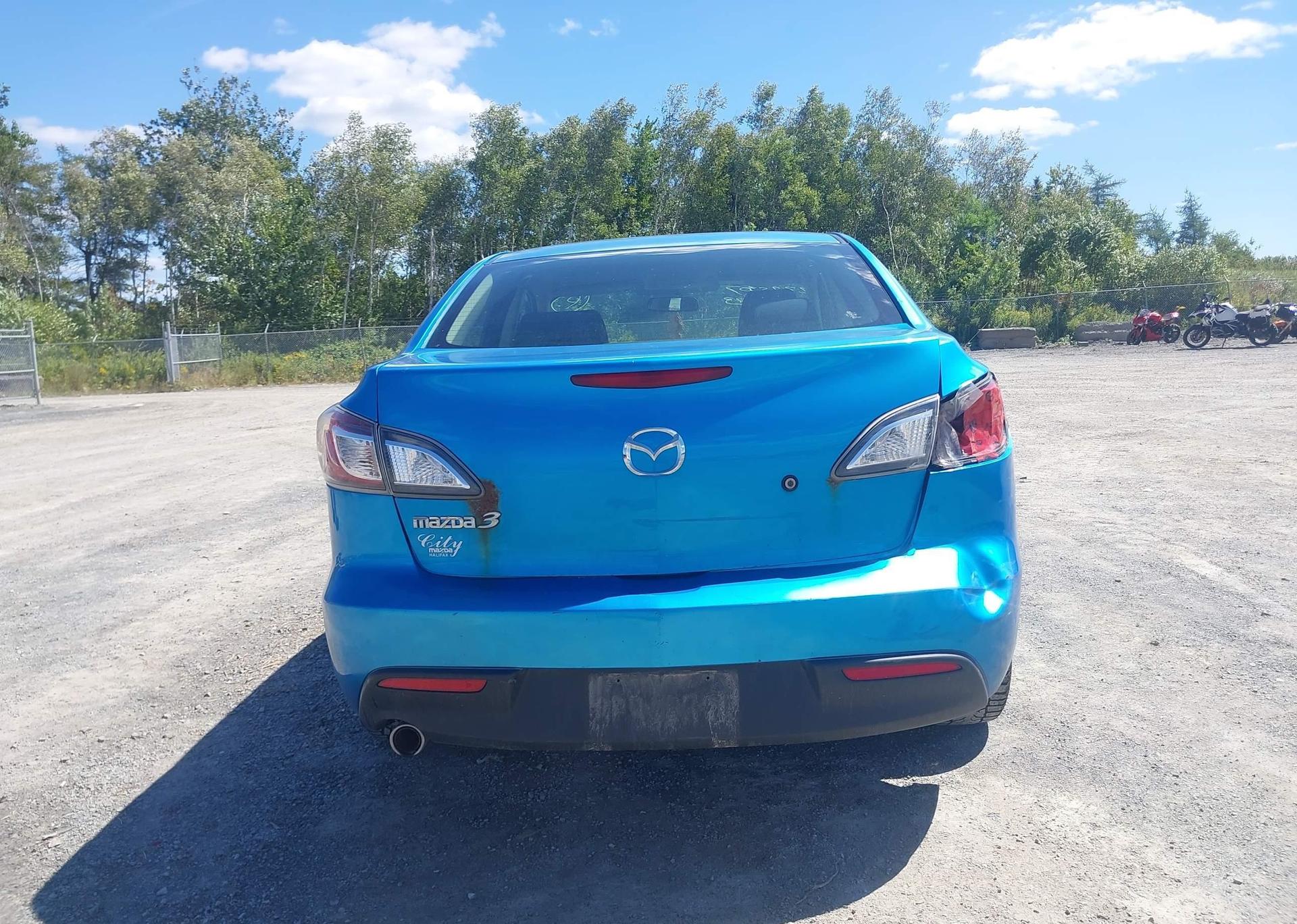 2010 MAZDA MAZDA3 GS