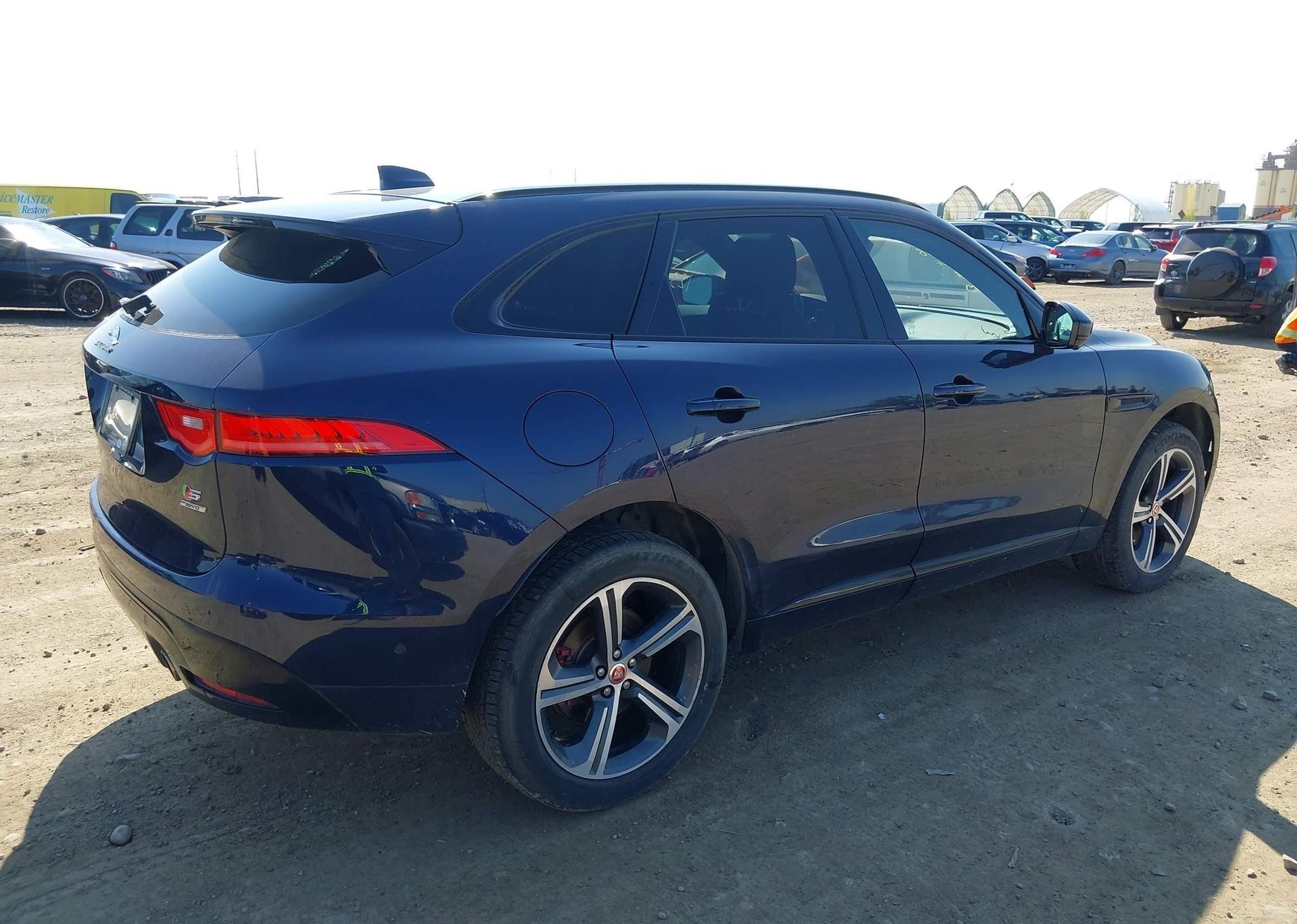 2017 JAGUAR F-PACE S