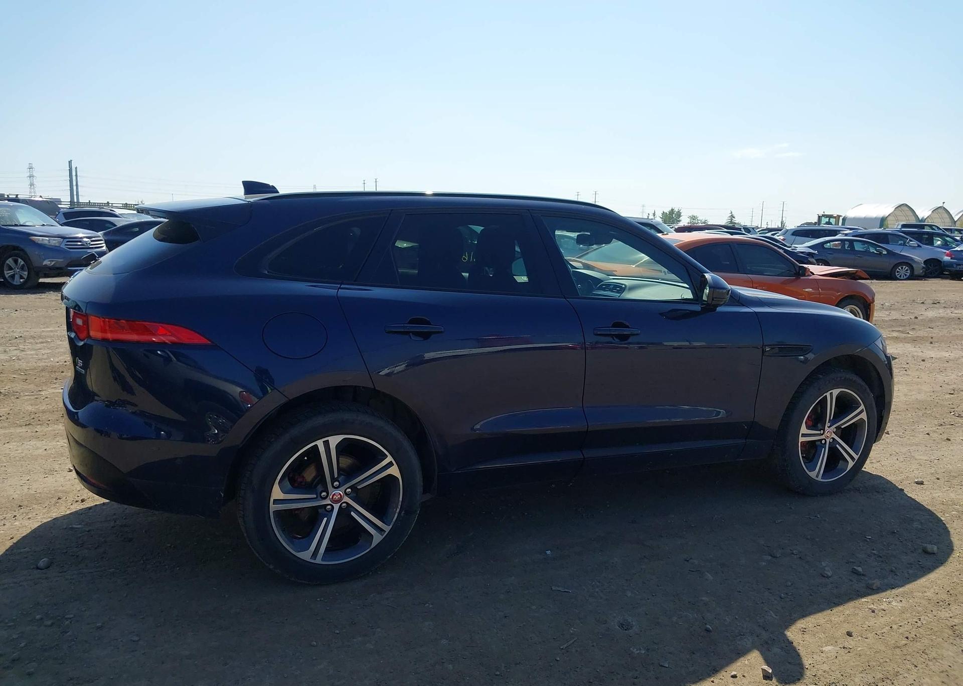 2017 JAGUAR F-PACE S