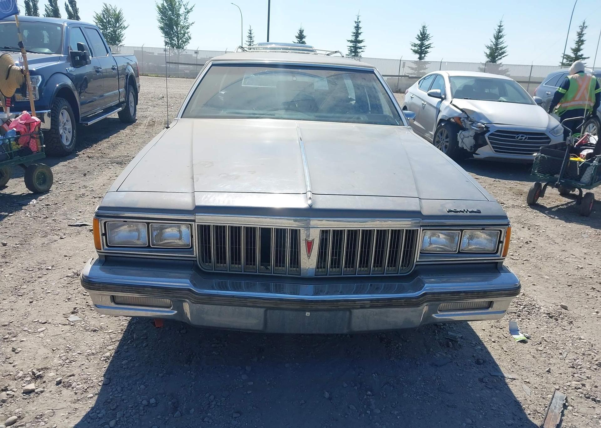 1985 PONTIAC PARISIENNE