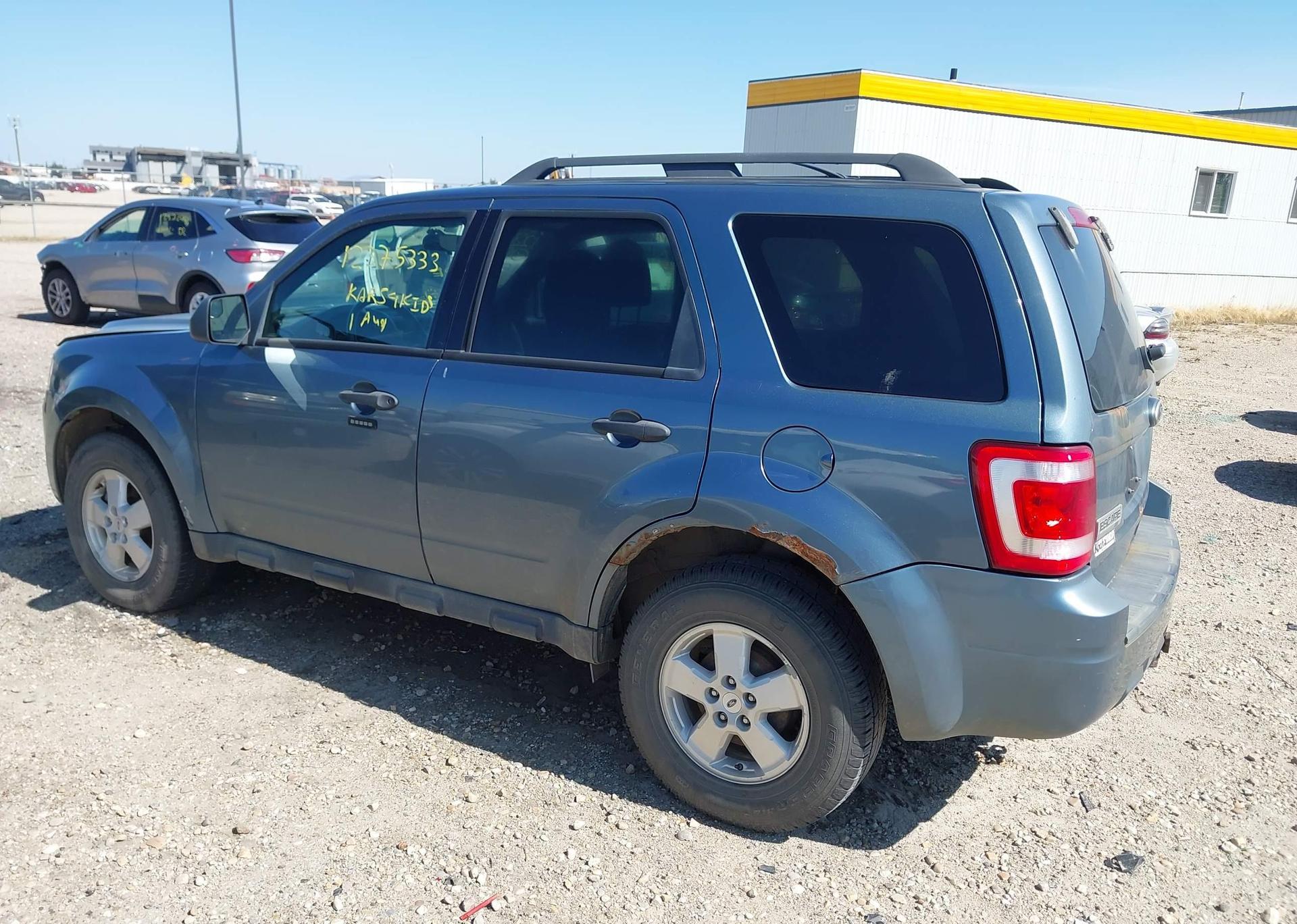 2010 FORD ESCAPE XLT