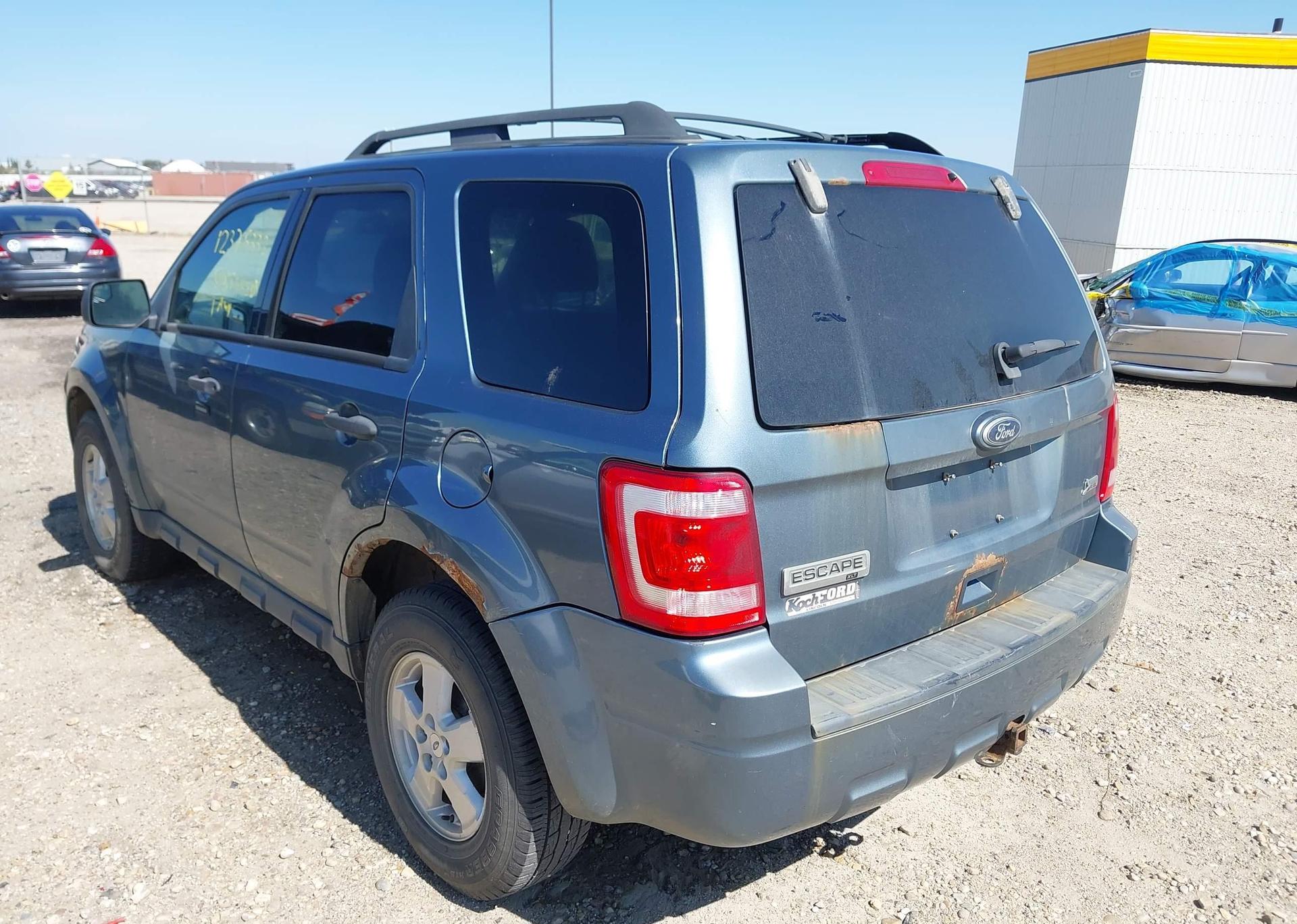 2010 FORD ESCAPE XLT