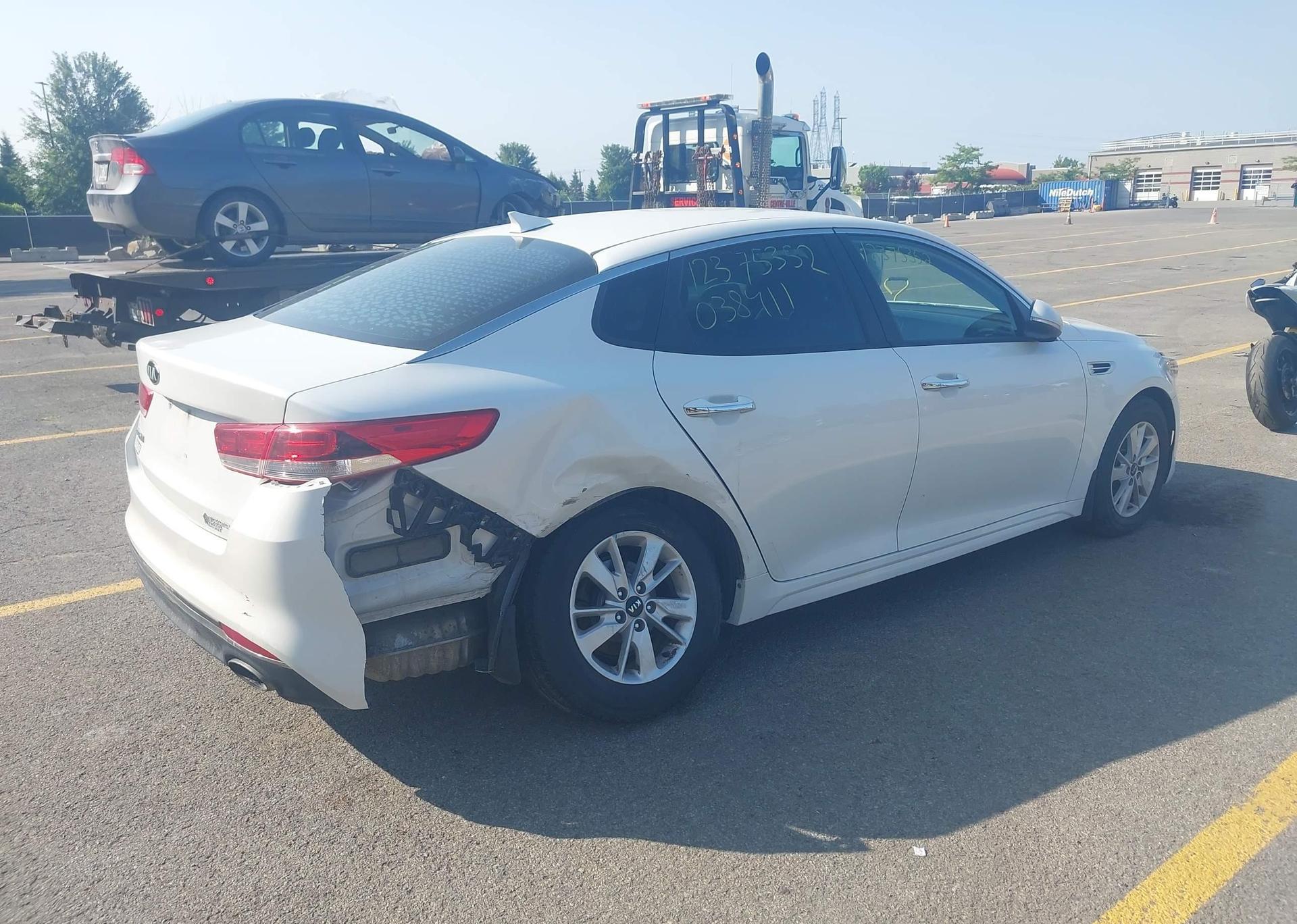 2016 KIA OPTIMA LX
